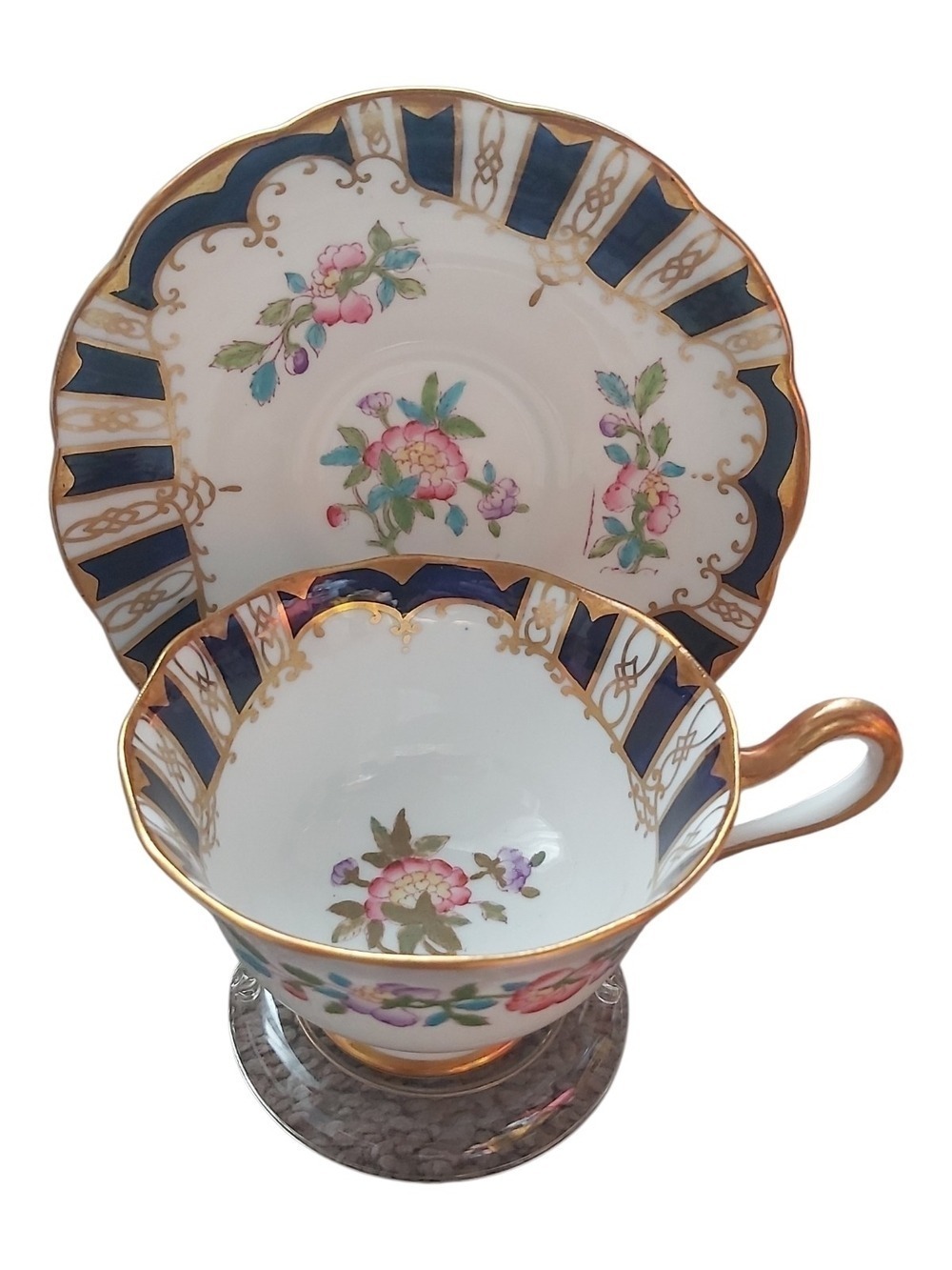 Vintage Royal Albert "Gold Crest" (7423) Teacup and Saucer - Made in England